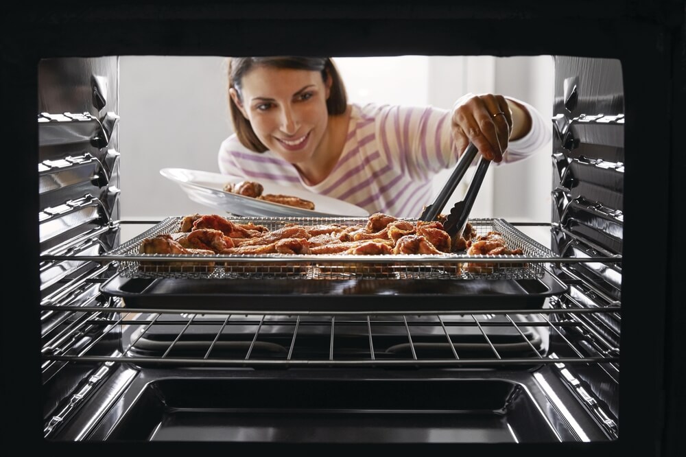 Is Frigidaire's Stove with Air Fry Right for You? - Reviews & Prices